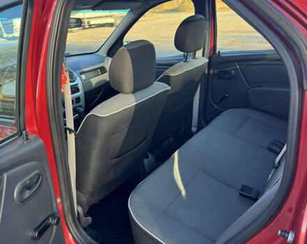 Червоний Рено Логан, об'ємом двигуна 1.6 л та пробігом 192 тис. км за 4200 $, фото 15 на Automoto.ua