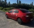 Красный Рено Логан, объемом двигателя 1.2 л и пробегом 187 тыс. км за 5100 $, фото 1 на Automoto.ua