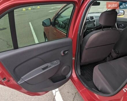 Червоний Рено Логан, об'ємом двигуна 1.6 л та пробігом 76 тис. км за 8500 $, фото 14 на Automoto.ua