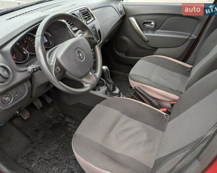 Червоний Рено Логан, об'ємом двигуна 1.6 л та пробігом 76 тис. км за 8500 $, фото 8 на Automoto.ua