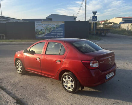 Красный Рено Логан, объемом двигателя 1.15 л и пробегом 357 тыс. км за 4899 $, фото 4 на Automoto.ua