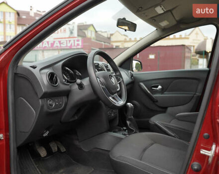Червоний Рено Логан, об'ємом двигуна 1.5 л та пробігом 102 тис. км за 9800 $, фото 10 на Automoto.ua