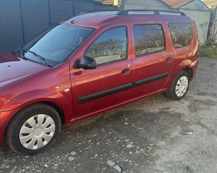 Красный Рено Логан, объемом двигателя 1.6 л и пробегом 304 тыс. км за 4950 $, фото 7 на Automoto.ua