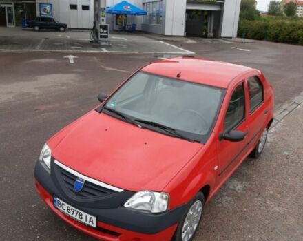 Червоний Рено Логан, об'ємом двигуна 1.4 л та пробігом 145 тис. км за 3600 $, фото 1 на Automoto.ua