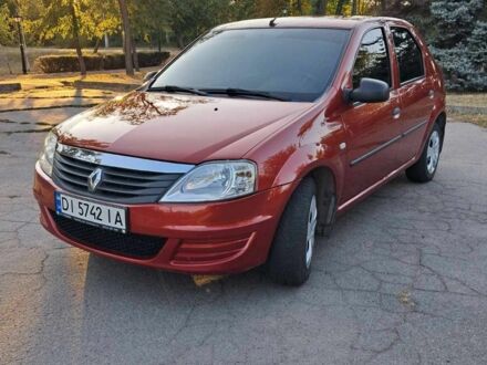 Рено Логан 2009 в Кривом Роге на Automoto.ua Красный Рено Логан, объемом двигателя 1.4 л и пробегом 152 тыс. км за 4499 $, фото 1 на Automoto.ua