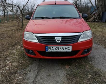 Червоний Рено Логан, об'ємом двигуна 1.6 л та пробігом 219 тис. км за 5800 $, фото 1 на Automoto.ua