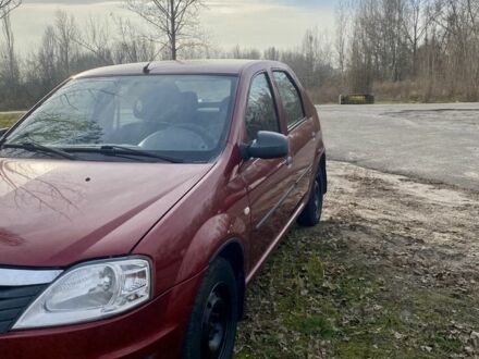 Красный Рено Логан, объемом двигателя 1.4 л и пробегом 179 тыс. км за 1850 $, фото 1 на Automoto.ua