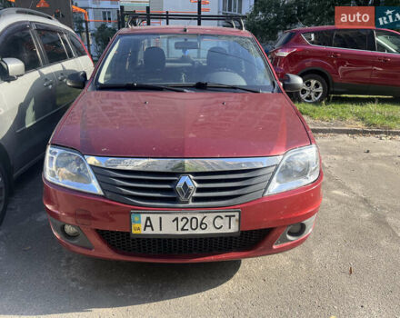 Рено Логан 2011 в Киеве на Automoto.ua Красный Рено Логан, объемом двигателя 1.6 л и пробегом 103 тыс. км за 3000 $, фото 1 на Automoto.ua