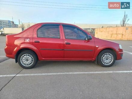 Красный Рено Логан, объемом двигателя 1.4 л и пробегом 176 тыс. км за 5200 $, фото 1 на Automoto.ua