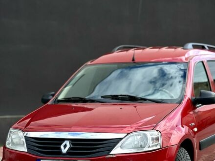 Красный Рено Логан, объемом двигателя 1.6 л и пробегом 304 тыс. км за 5500 $, фото 1 на Automoto.ua