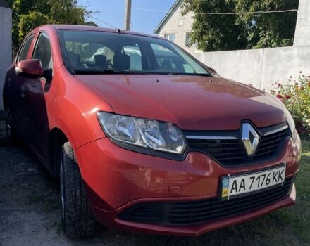 Красный Рено Логан, объемом двигателя 1.1 л и пробегом 337 тыс. км за 3950 $, фото 1 на Automoto.ua