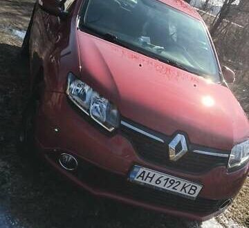 Красный Рено Логан, объемом двигателя 0.9 л и пробегом 110 тыс. км за 7200 $, фото 1 на Automoto.ua