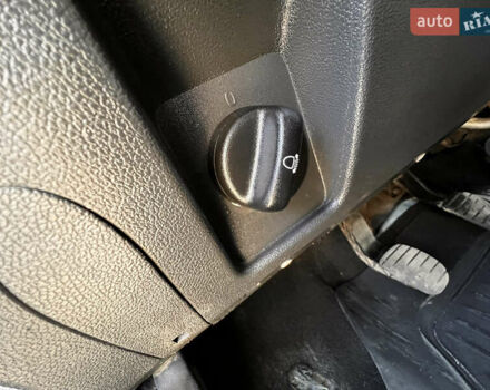 Рено Логан, объемом двигателя 1.5 л и пробегом 264 тыс. км за 3650 $, фото 16 на Automoto.ua