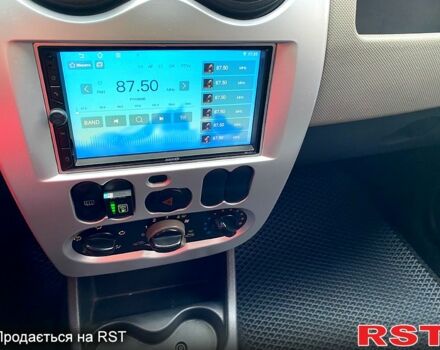 Рено Логан, объемом двигателя 1.4 л и пробегом 130 тыс. км за 4300 $, фото 9 на Automoto.ua