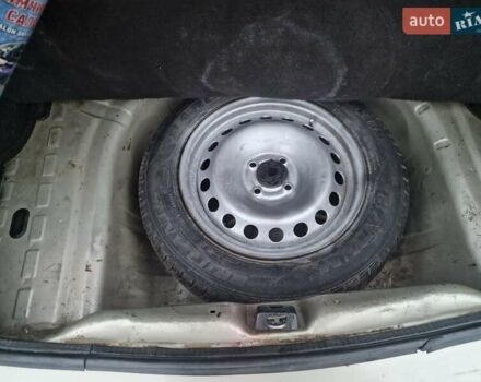 Рено Логан, об'ємом двигуна 1.46 л та пробігом 240 тис. км за 4000 $, фото 17 на Automoto.ua