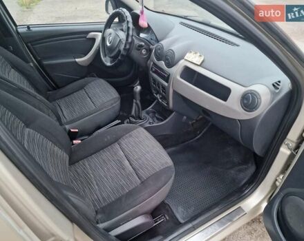 Рено Логан, об'ємом двигуна 1.46 л та пробігом 240 тис. км за 4000 $, фото 10 на Automoto.ua