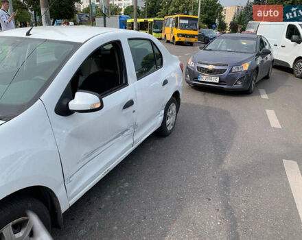 Рено Логан, объемом двигателя 1.5 л и пробегом 79 тыс. км за 6800 $, фото 25 на Automoto.ua