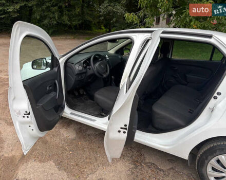 Рено Логан, объемом двигателя 1.5 л и пробегом 79 тыс. км за 6800 $, фото 14 на Automoto.ua