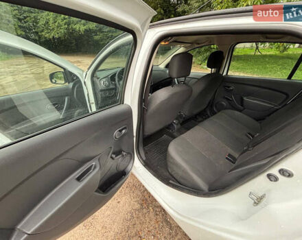 Рено Логан, объемом двигателя 1.5 л и пробегом 79 тыс. км за 6800 $, фото 17 на Automoto.ua