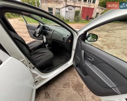 Рено Логан, объемом двигателя 1.5 л и пробегом 79 тыс. км за 6800 $, фото 21 на Automoto.ua