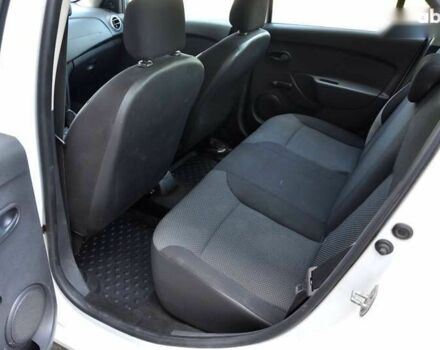 Рено Логан, объемом двигателя 0 л и пробегом 254 тыс. км за 4700 $, фото 17 на Automoto.ua