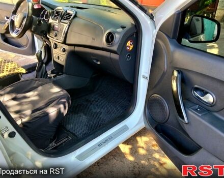 Рено Логан 2019 в Николаеве на Automoto.ua Рено Логан, объемом двигателя 0.9 л и пробегом 75 тыс. км за 8000 $, фото 1 на Automoto.ua