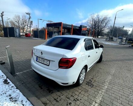 Рено Логан, объемом двигателя 1 л и пробегом 131 тыс. км за 6500 $, фото 3 на Automoto.ua