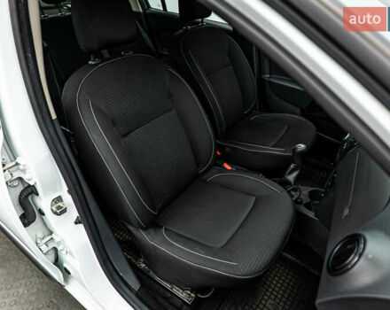 Рено Логан, об'ємом двигуна 1.5 л та пробігом 120 тис. км за 9685 $, фото 15 на Automoto.ua