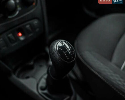 Рено Логан, об'ємом двигуна 1.46 л та пробігом 164 тис. км за 8100 $, фото 5 на Automoto.ua