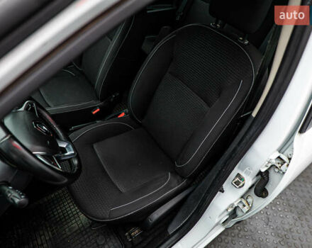 Рено Логан, об'ємом двигуна 1.5 л та пробігом 120 тис. км за 9685 $, фото 8 на Automoto.ua