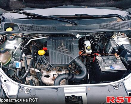 Рено Логан, об'ємом двигуна 1.6 л та пробігом 172 тис. км за 8000 $, фото 9 на Automoto.ua