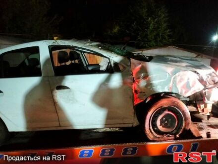 Рено Логан, объемом двигателя 1.2 л и пробегом 230 тыс. км за 1100 $, фото 1 на Automoto.ua