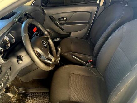 Рено Логан, объемом двигателя 1 л и пробегом 97 тыс. км за 7500 $, фото 1 на Automoto.ua
