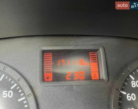 Жовтий Рено Логан, об'ємом двигуна 1.4 л та пробігом 171 тис. км за 4000 $, фото 4 на Automoto.ua