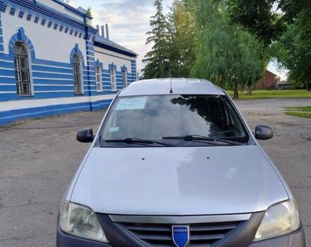 Серый Рено Логан, объемом двигателя 1.6 л и пробегом 263 тыс. км за 4700 $, фото 1 на Automoto.ua
