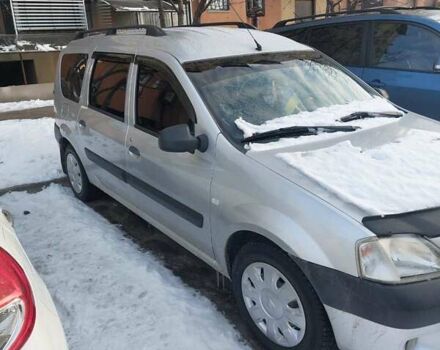 Серый Рено Логан, объемом двигателя 1.6 л и пробегом 194 тыс. км за 5100 $, фото 3 на Automoto.ua