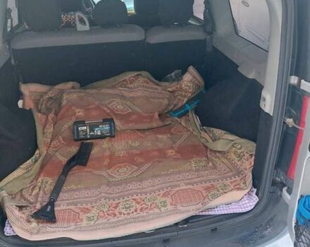 Серый Рено Логан, объемом двигателя 1.6 л и пробегом 194 тыс. км за 5100 $, фото 10 на Automoto.ua