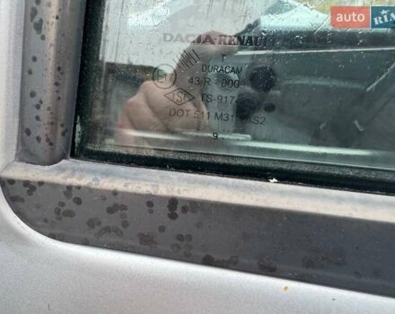 Сірий Рено Логан, об'ємом двигуна 1.39 л та пробігом 172 тис. км за 3350 $, фото 19 на Automoto.ua