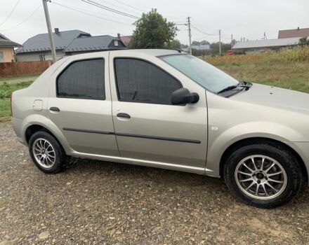 Серый Рено Логан, объемом двигателя 1.5 л и пробегом 142 тыс. км за 4900 $, фото 2 на Automoto.ua