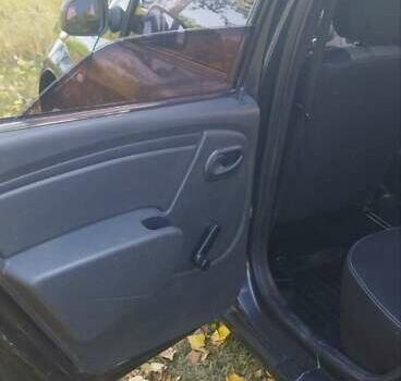 Сірий Рено Логан, об'ємом двигуна 1.39 л та пробігом 280 тис. км за 3600 $, фото 8 на Automoto.ua