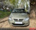 Серый Рено Логан, объемом двигателя 1.4 л и пробегом 301 тыс. км за 4000 $, фото 1 на Automoto.ua
