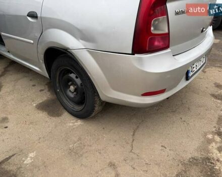 Сірий Рено Логан, об'ємом двигуна 1.39 л та пробігом 172 тис. км за 3350 $, фото 3 на Automoto.ua