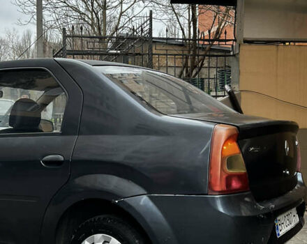 Серый Рено Логан, объемом двигателя 1.39 л и пробегом 220 тыс. км за 1500 $, фото 5 на Automoto.ua