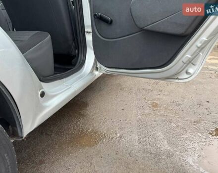 Сірий Рено Логан, об'ємом двигуна 1.39 л та пробігом 172 тис. км за 3350 $, фото 15 на Automoto.ua