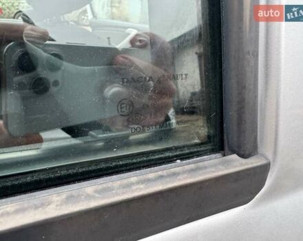 Сірий Рено Логан, об'ємом двигуна 1.39 л та пробігом 172 тис. км за 3350 $, фото 21 на Automoto.ua