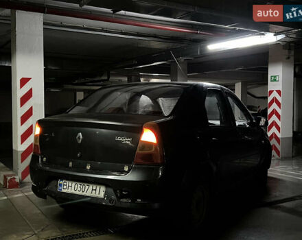 Серый Рено Логан, объемом двигателя 1.39 л и пробегом 220 тыс. км за 1800 $, фото 3 на Automoto.ua