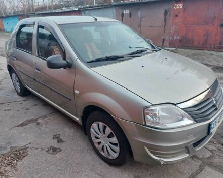 Серый Рено Логан, объемом двигателя 1.4 л и пробегом 110 тыс. км за 3800 $, фото 2 на Automoto.ua