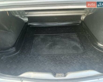 Серый Рено Логан, объемом двигателя 1.4 л и пробегом 317 тыс. км за 3000 $, фото 1 на Automoto.ua