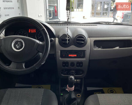 Серый Рено Логан, объемом двигателя 1.39 л и пробегом 157 тыс. км за 4700 $, фото 15 на Automoto.ua