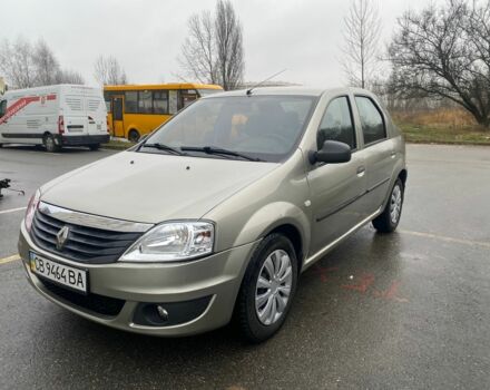 Серый Рено Логан, объемом двигателя 1.5 л и пробегом 330 тыс. км за 4600 $, фото 1 на Automoto.ua